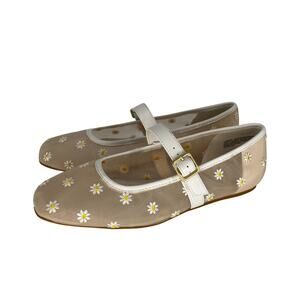 BCBGeneration Harperin Mary Jane Flats White Daisy – Size 7.5M